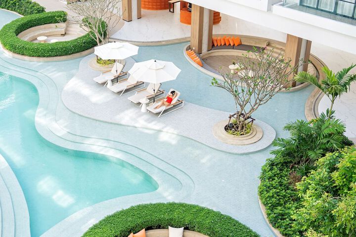 Pool 52 of 133