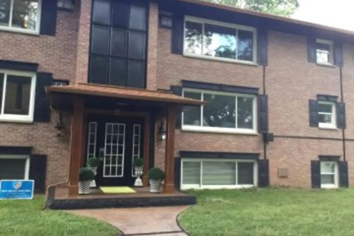 Karas Kottages atLakeway in Kalamazoo, MI