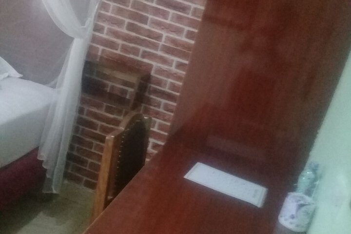 Room 7 of 13