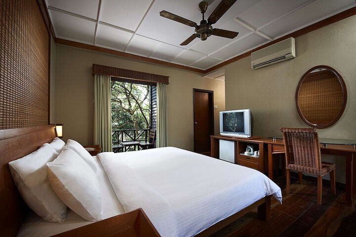 Room 16 of 46