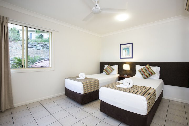 Room 3 of 83