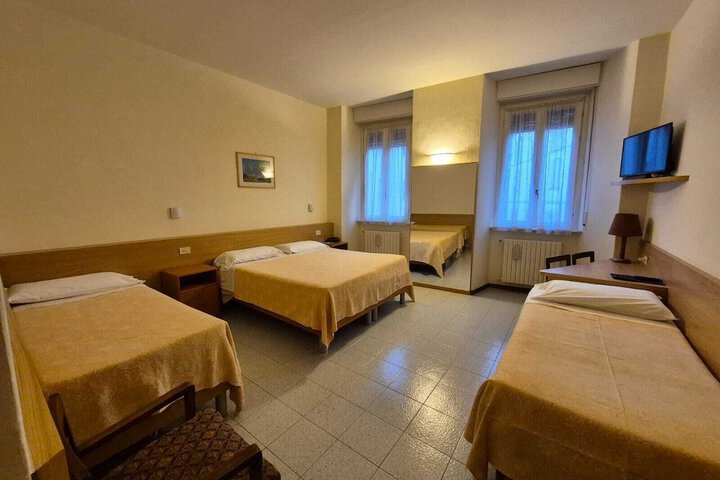 Room 15 of 41
