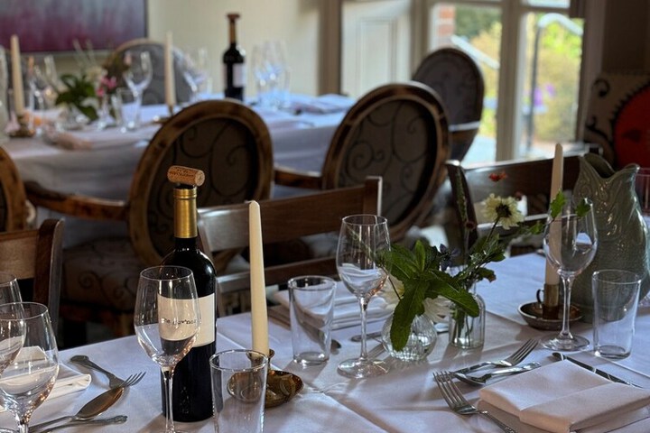 Dining 57 of 77