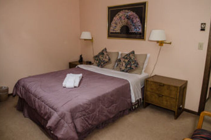 Room 45 of 697