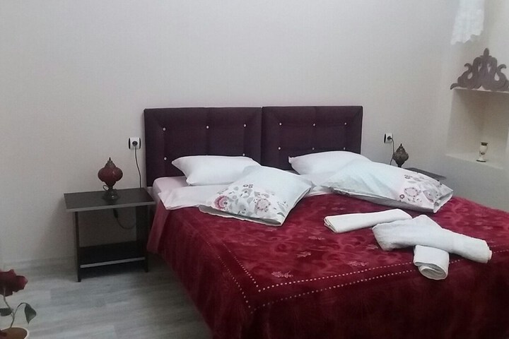 Room 95 of 185