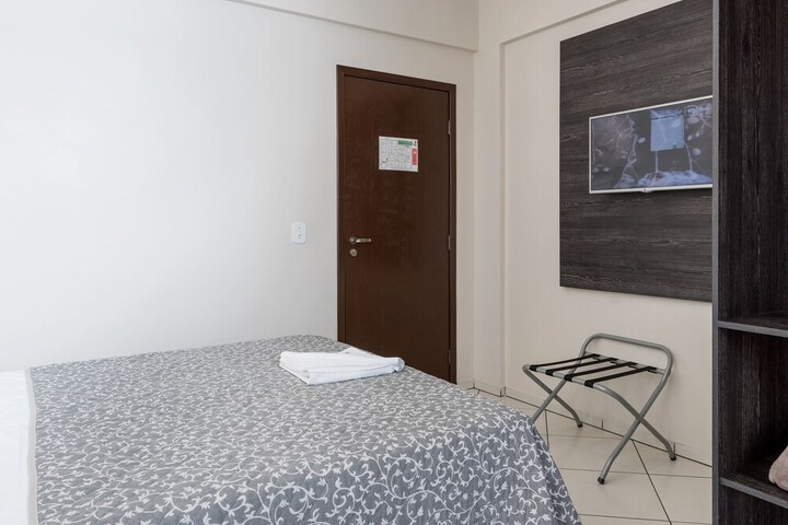 Room 17 of 65
