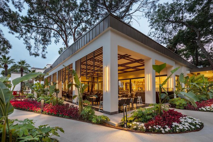 Hotel 334 of 341