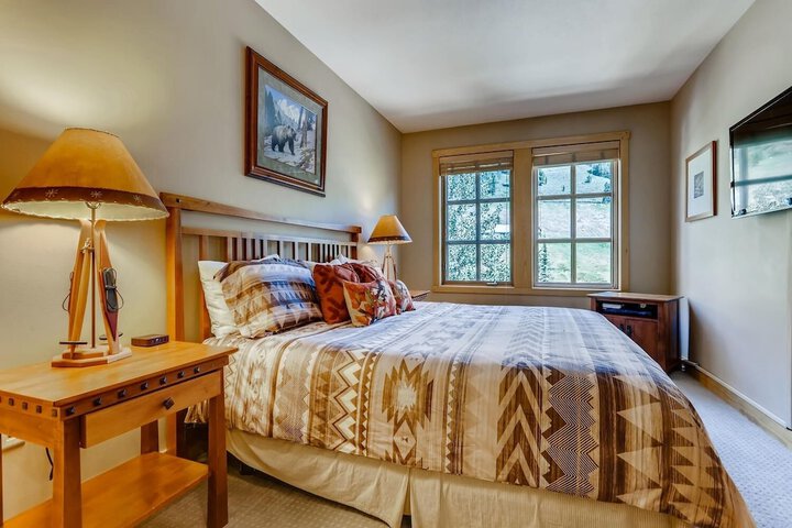 Room 3 of 36