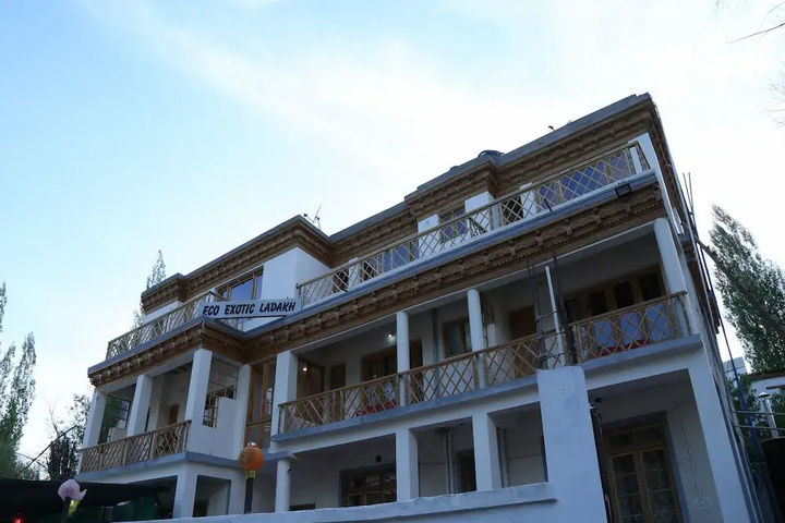 OYO 14152 Hotel Eco Exotic