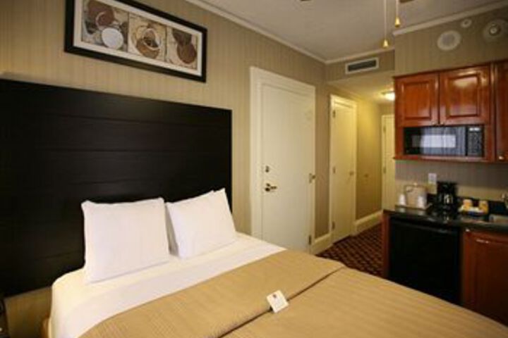 Room 4 of 29