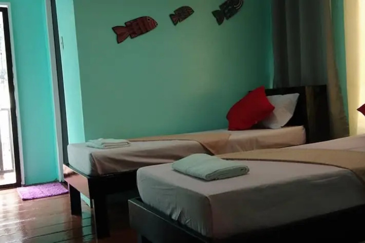 Room 2 of 12