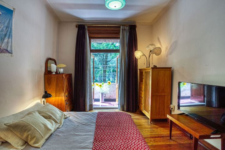 Room 254 of 293