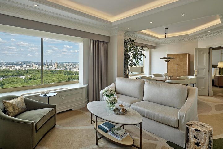 Room 46 of 161