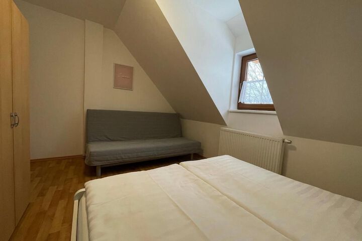Room 7 of 57