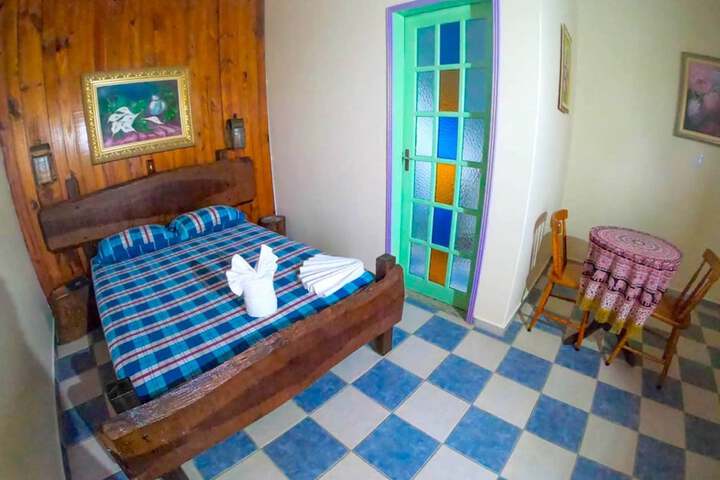 Room 3 of 23