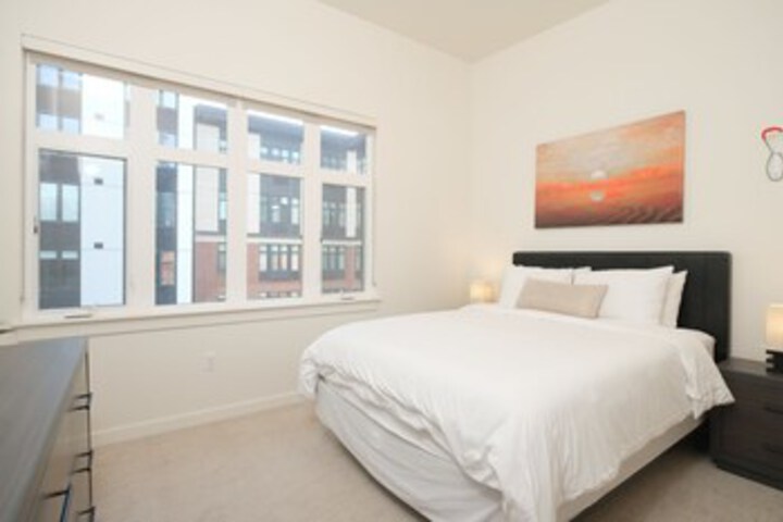 Room 60 of 77