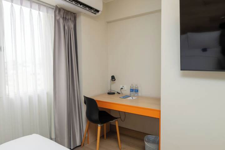 Room 58 of 104