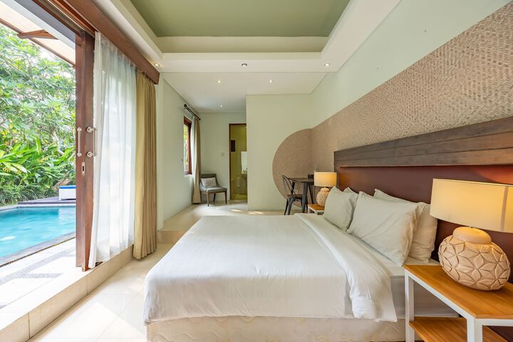 Room 20 of 35