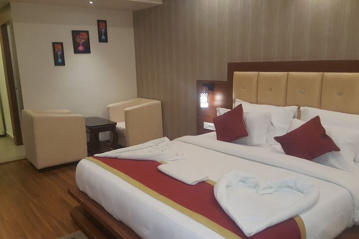 Room 15 of 38