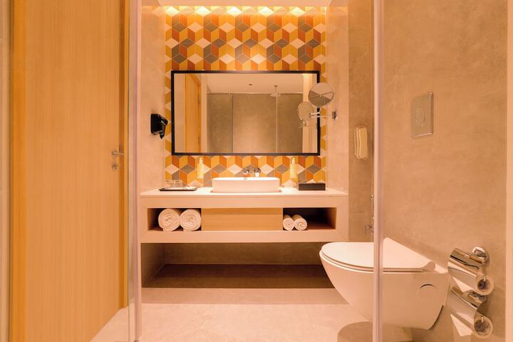 Room 20 of 42