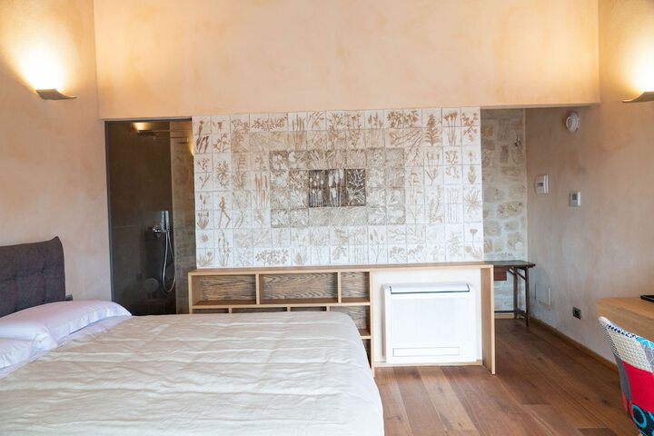 Room 10 of 79