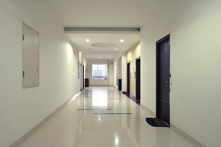 OYO PREMIUM RAHEJA MINDSPACE