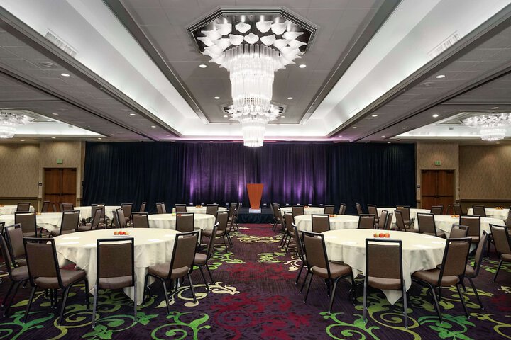 Meeting facility
