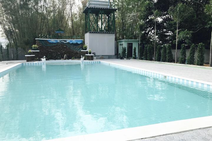 Golden Mountain Hotel