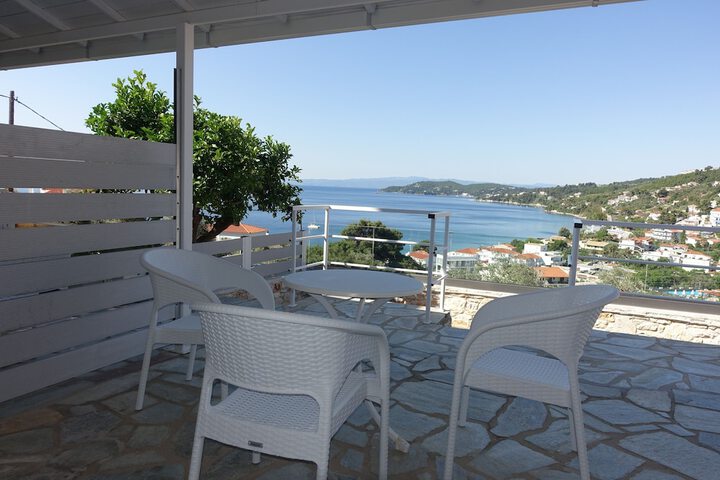 Terrace/Patio 13 of 48