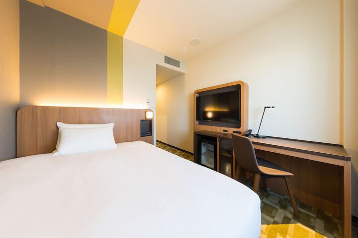 Room 8 of 35