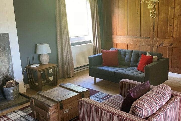 Room 62 of 122