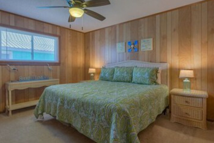 Room 32 of 32