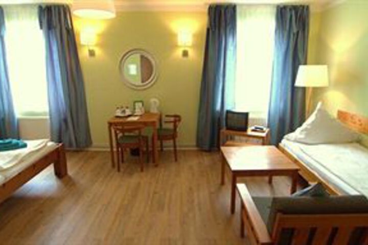 Room 44 of 55