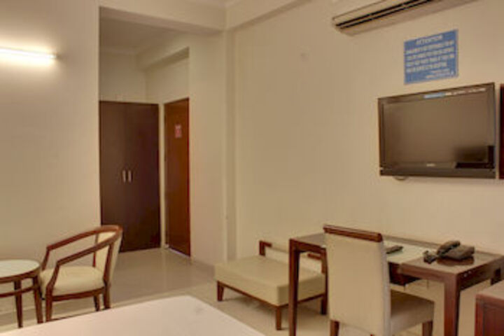 Room 16 of 17