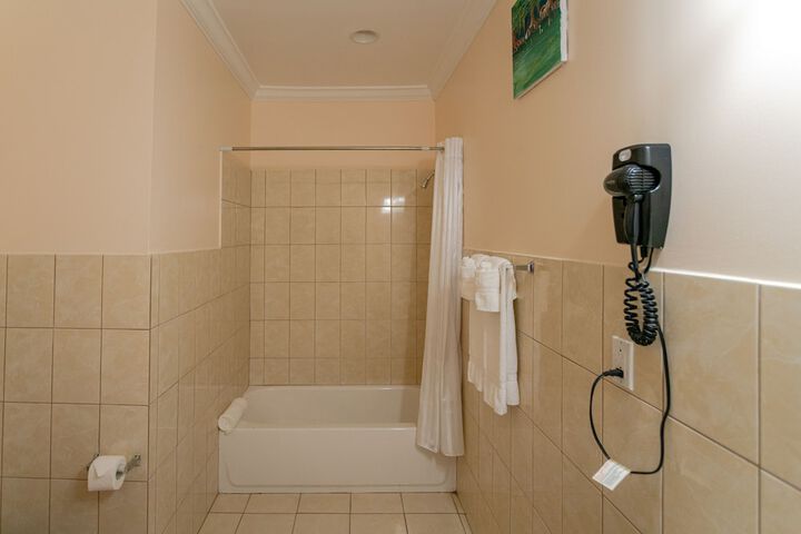 Room 15 of 63