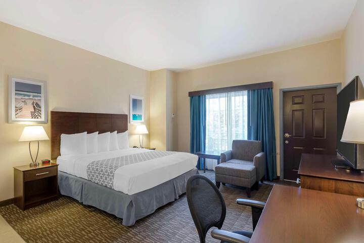 1 King Bed (14 of 21)