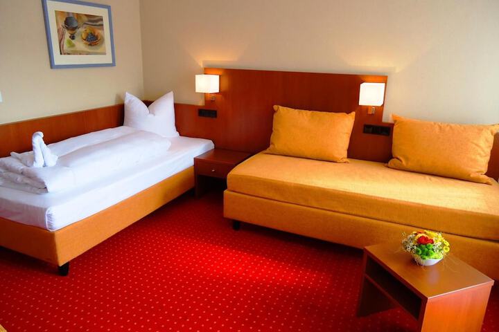 Room 13 of 47