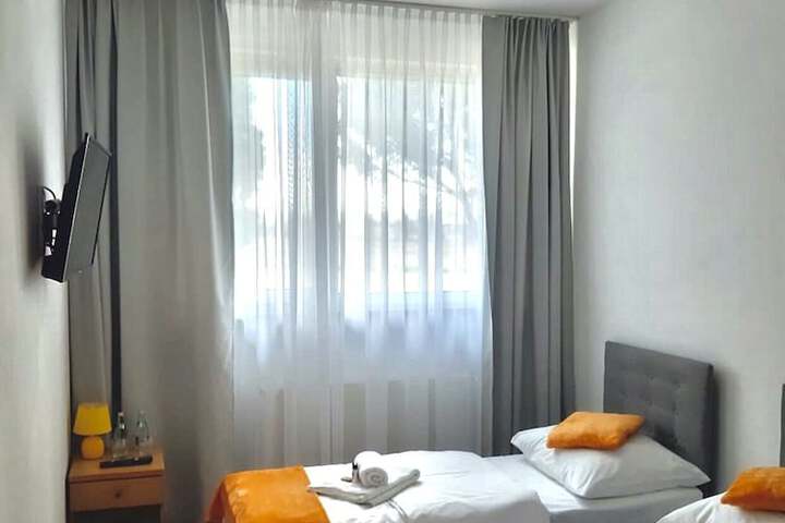 Hotel Miodowy in Dzierzoniow