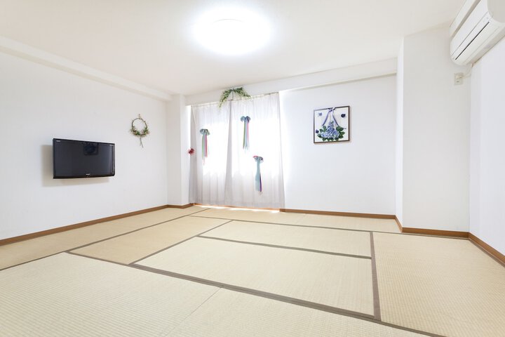 Room 12 of 46