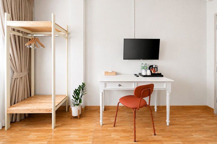 Room 40 of 65