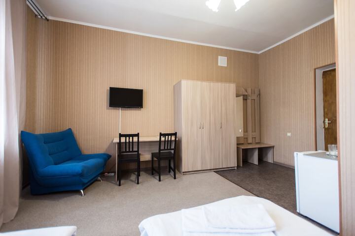 Room 9 of 21
