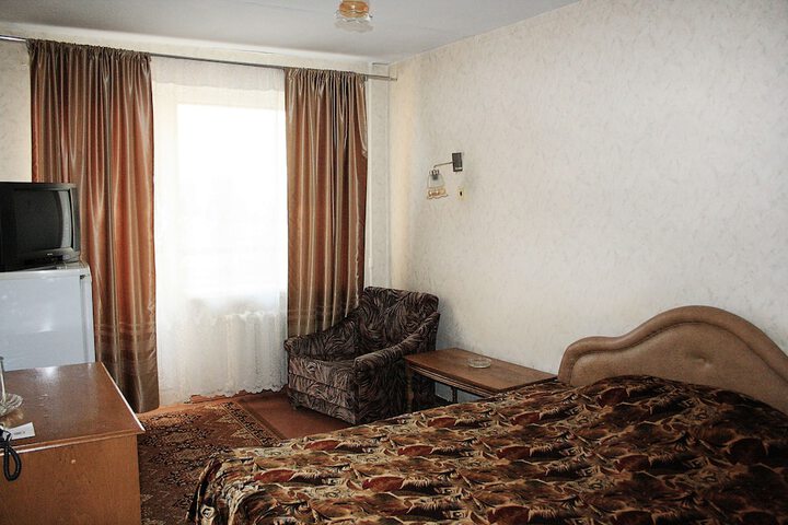 Room 15 of 23
