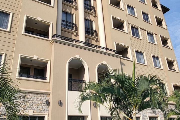 Hotel Exterior 46 of 51