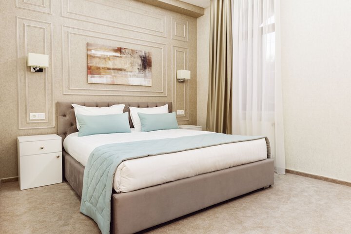 Room 15 of 39