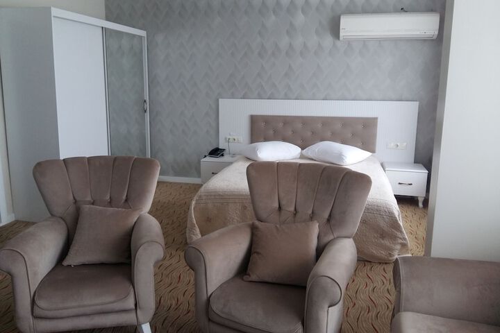 Room 11 of 56