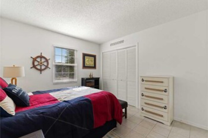 Room 37 of 42