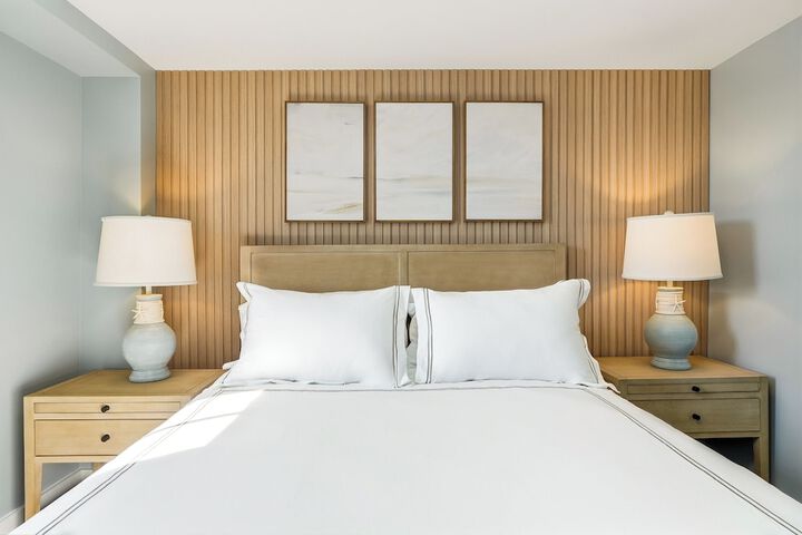 Room 34 of 138