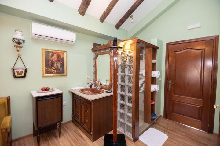 General 82 of 85