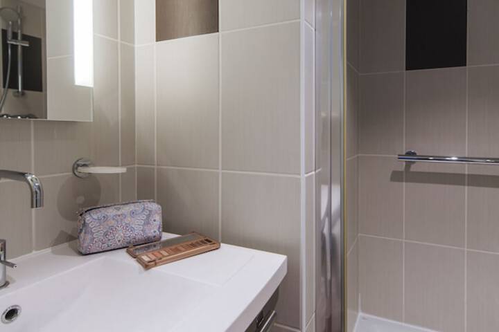 Bathroom Vanities