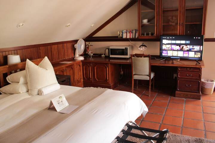 Room 14 of 64